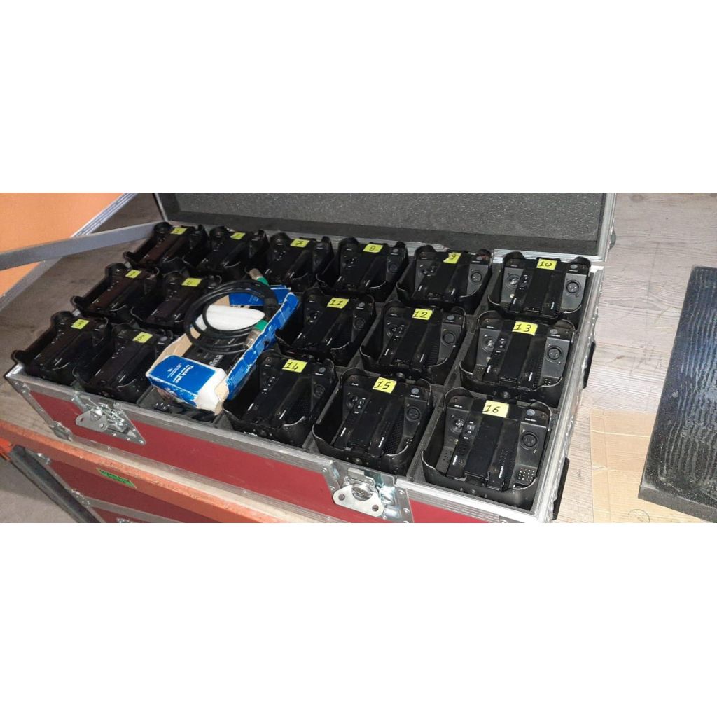 Chauvet freedom par Hex4 battery spot