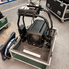 Licht Technik MB-R/B-008-11 Auto Yoke and Robert Juliat 2kw PC Package