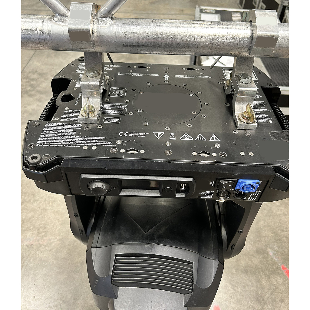 Martin MAC Viper Profile Lighting Fixture