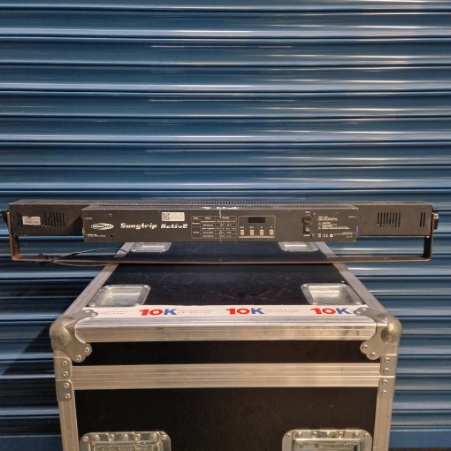 Showtec Sunstrip Active DMX MR16 Lighting Fixture