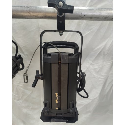 Acclaim 650w Fresnel Set (15)