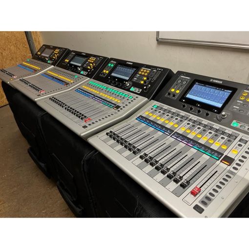 Yamaha TF1 Audio Console