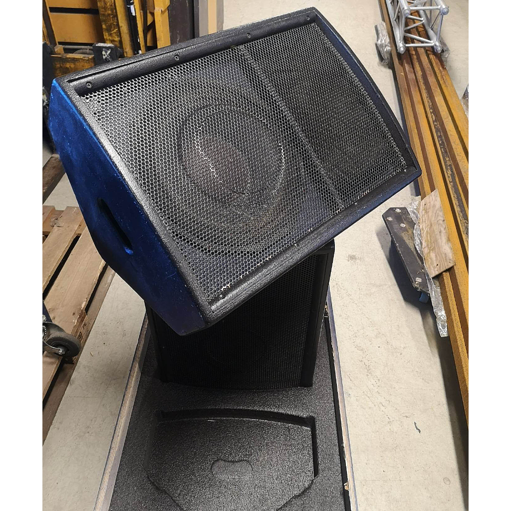 Turbosound TFM-230 and TFM-330 Monitor