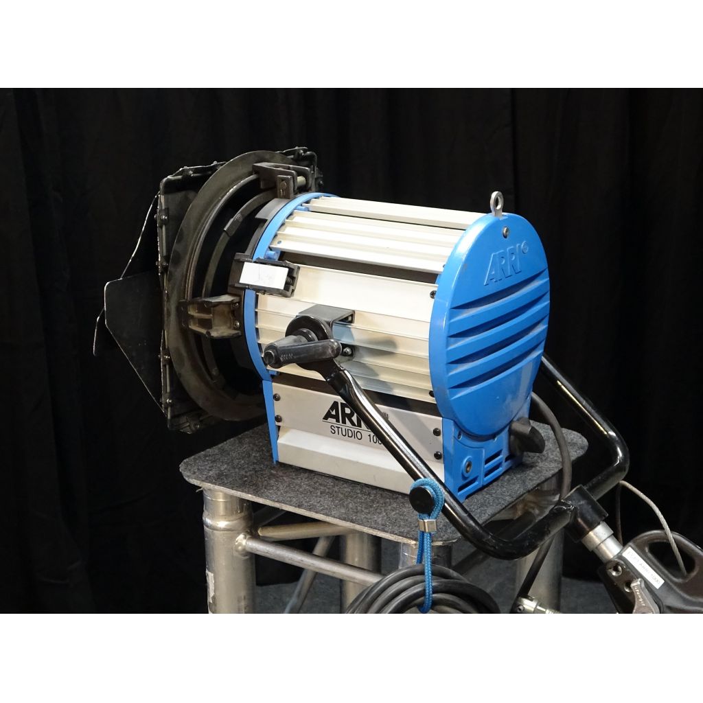 Arri Fresnel Studio 1000W Lighting Fixture
