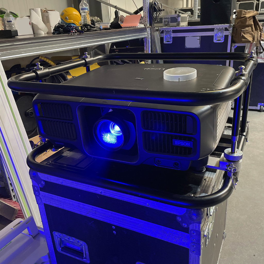 Epson EB-L1755U Projector