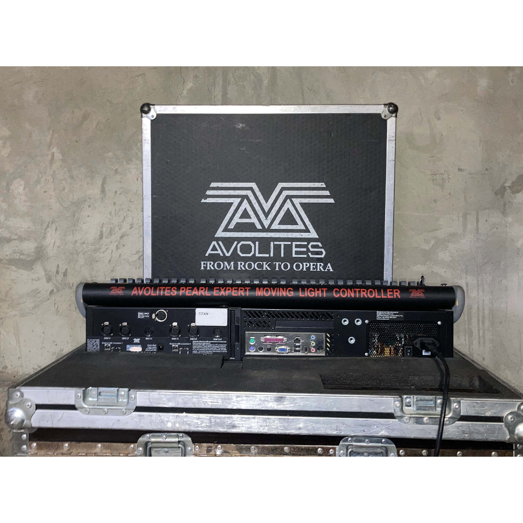 Avolites Titan Expert Pro Lighting Console