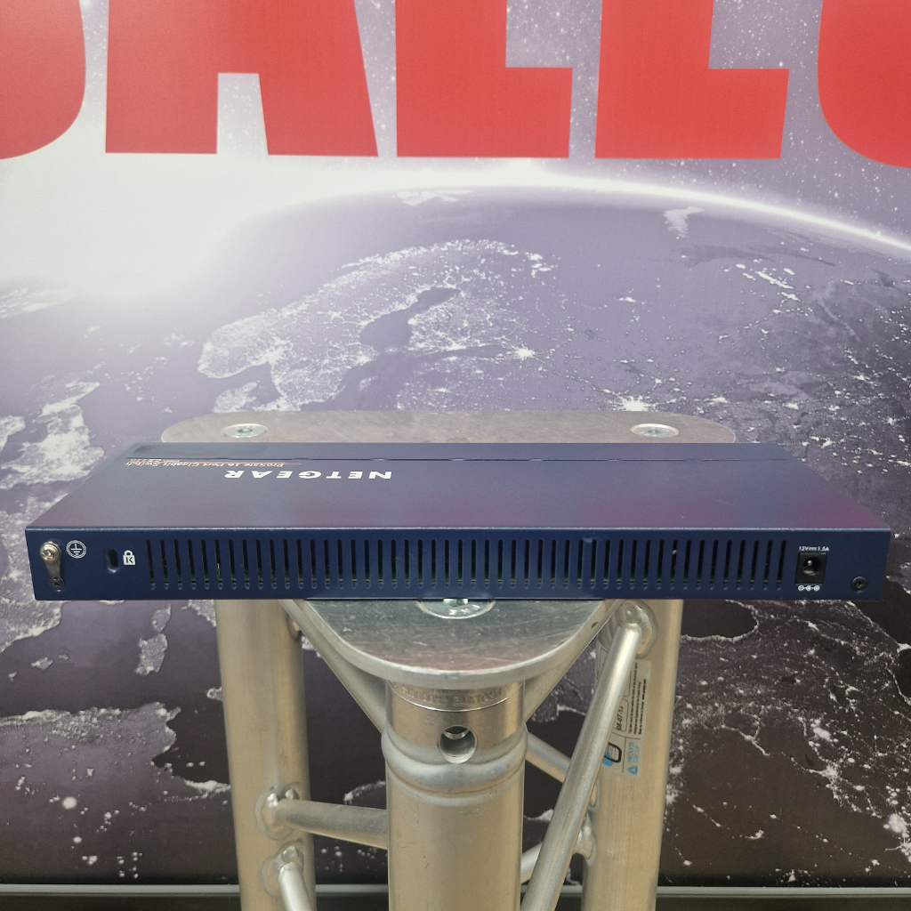 Netgear-Package-8
