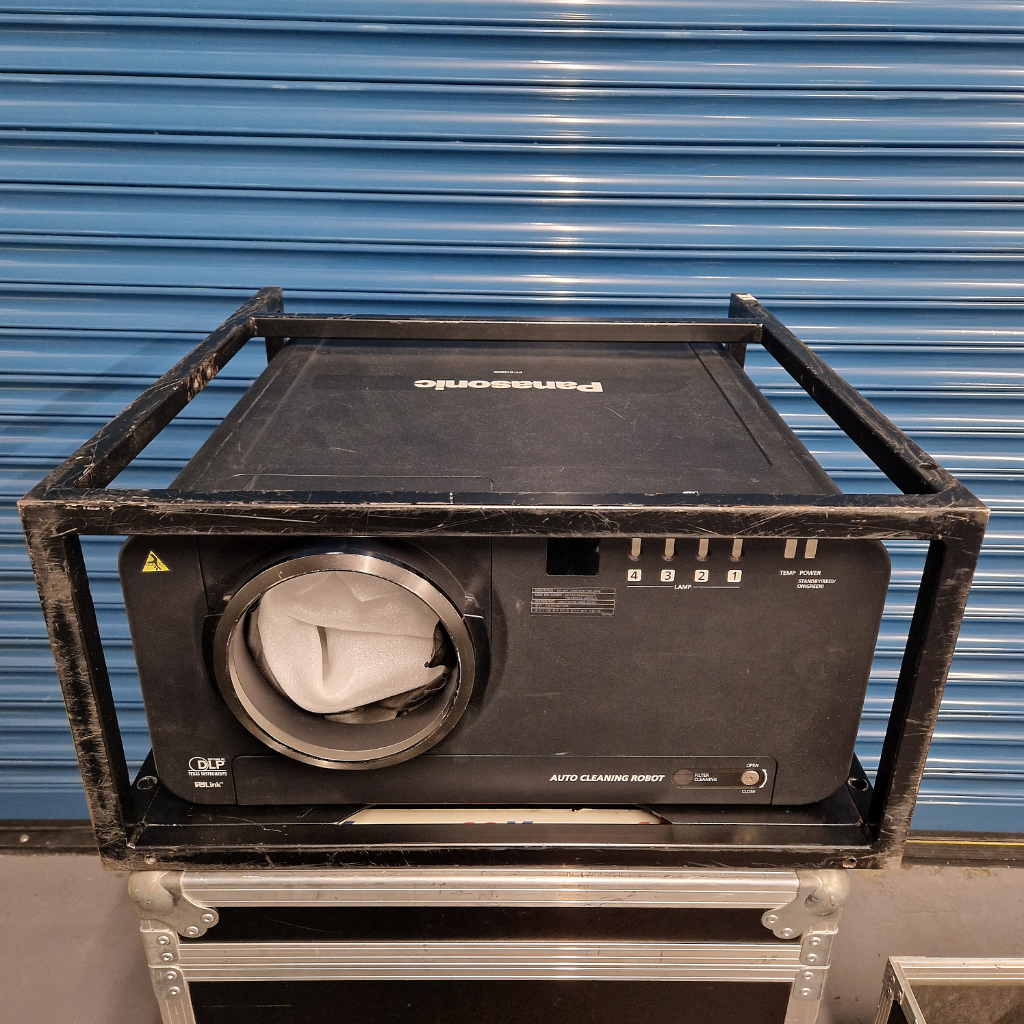 Panasonic PT-D12000 SXGA+ (12K) Projector