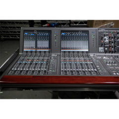 Yamaha Rivage PM10 Mixing Console