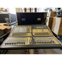 DiGiCo SD8 Digital Mixing Console