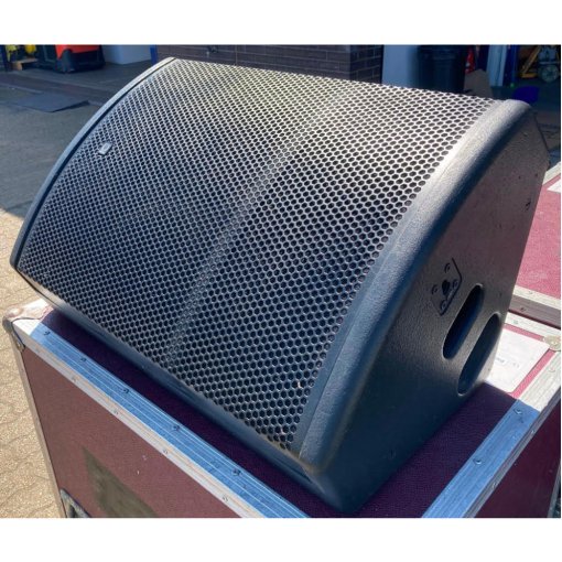10Kused-Turbosound-TFM-450-Set-2