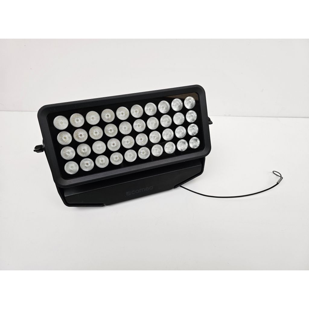 Cameo Zenit W600 lighting fixture Package