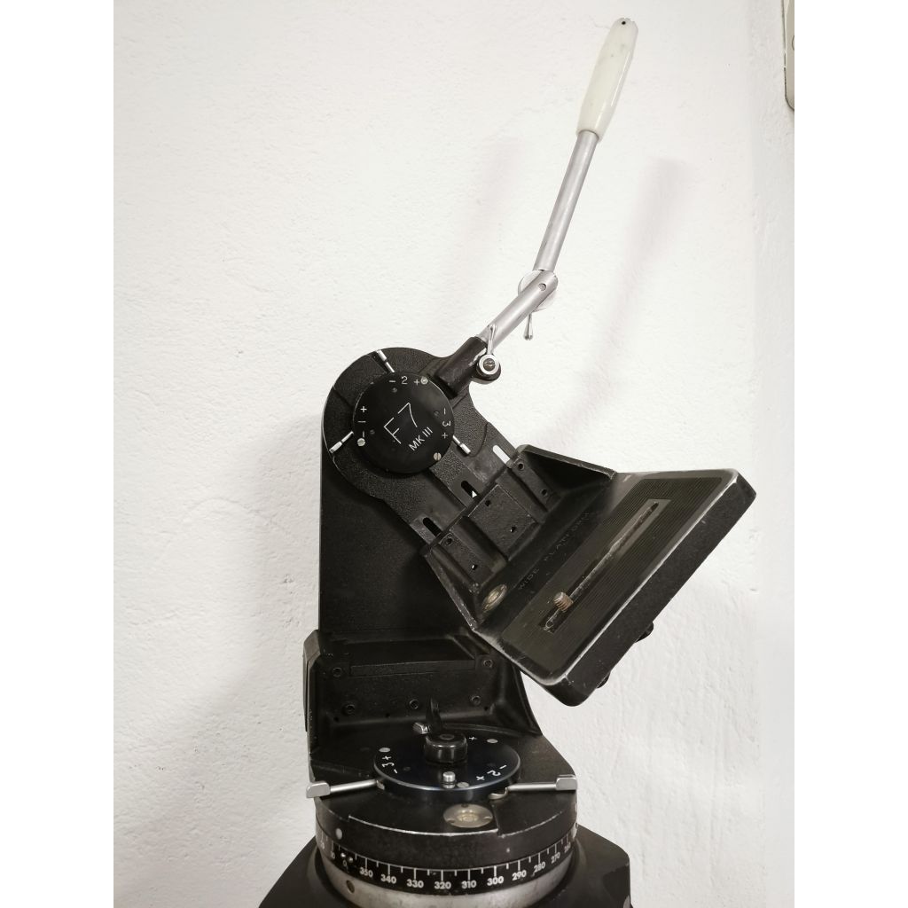 Ronford-Baker Fluid 7 MK III 3 Axis