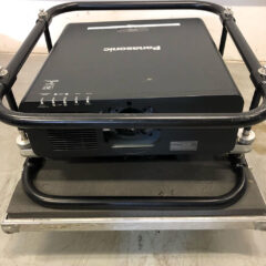 Panasonic PT-DZ870 Projectors Package