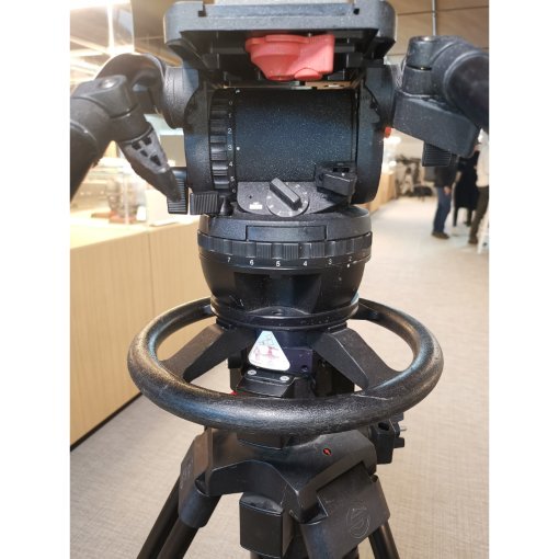 Sachtler System 25 C III VIDEO 25 PLUS Fluid Head Payload: 8 - 35 kg