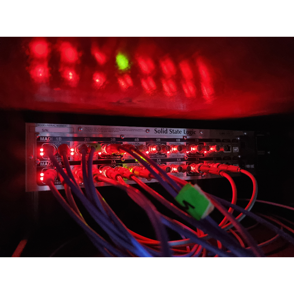 Solid State Logic (SSL) L500 Plus Console package