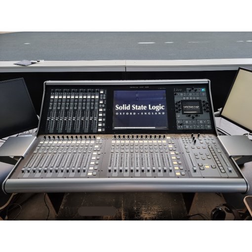 Solid State Logic (SSL) L500 Plus Console package