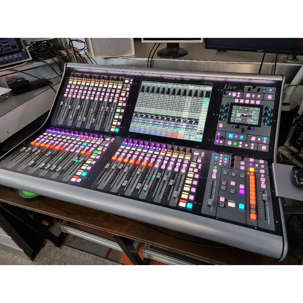 Solid State Logic (SSL) L500 Plus Console package