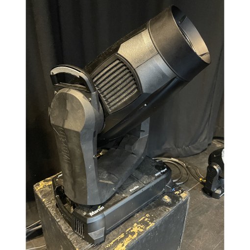 Martin MAC Viper Profile Lighting Fixture