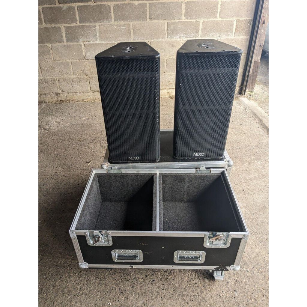 1 x pair of Nexo Geo S1230 2-way Loudspeaker Inc Flight Case
