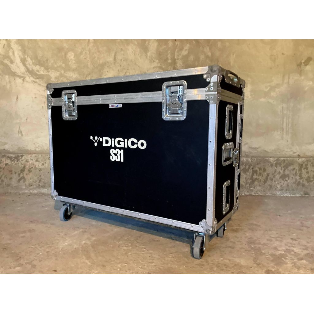 DiGiCo S31 Digital Mixing Console