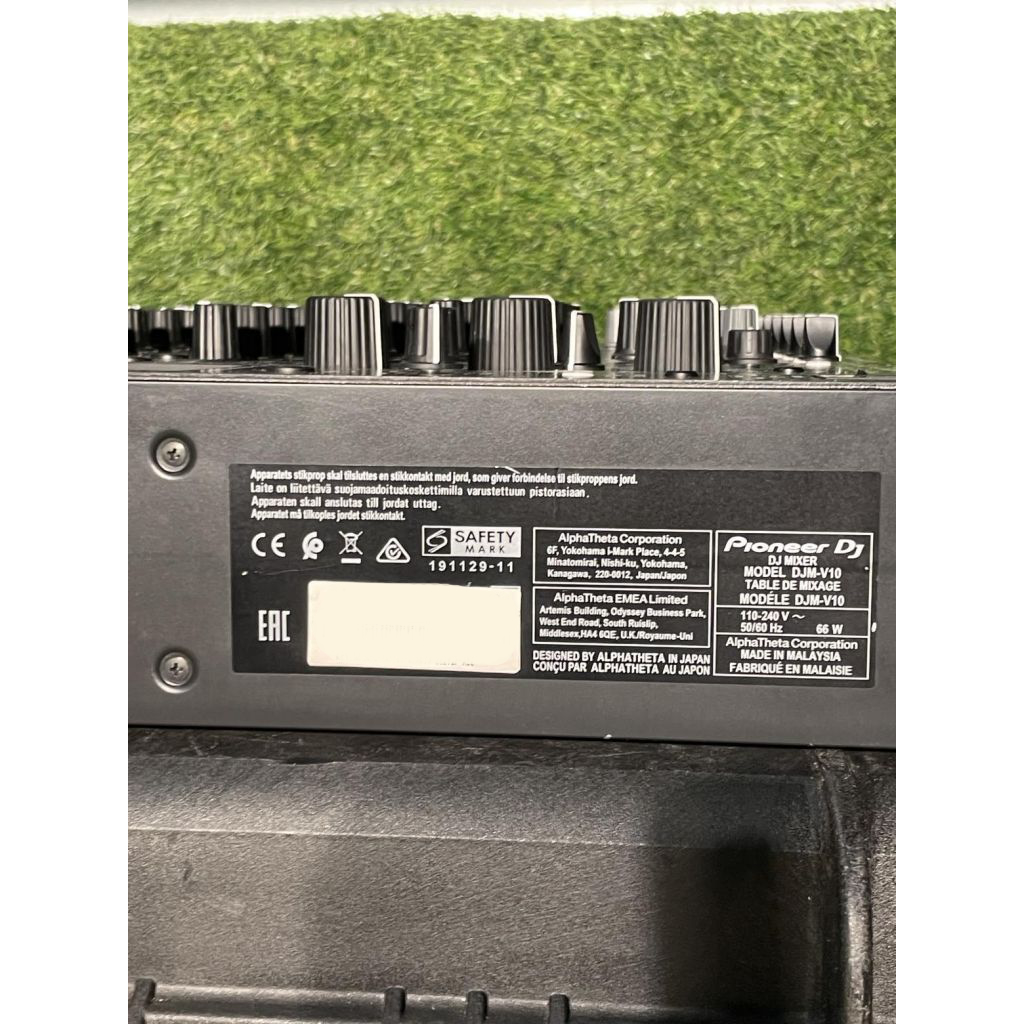 Pioneer DJM-V10 DJ Mixer