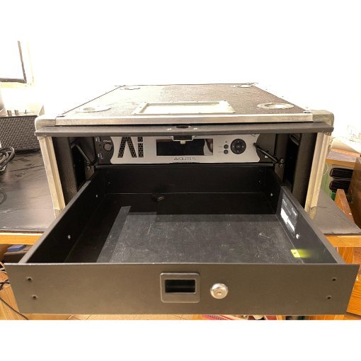 Avolites Q3 media server