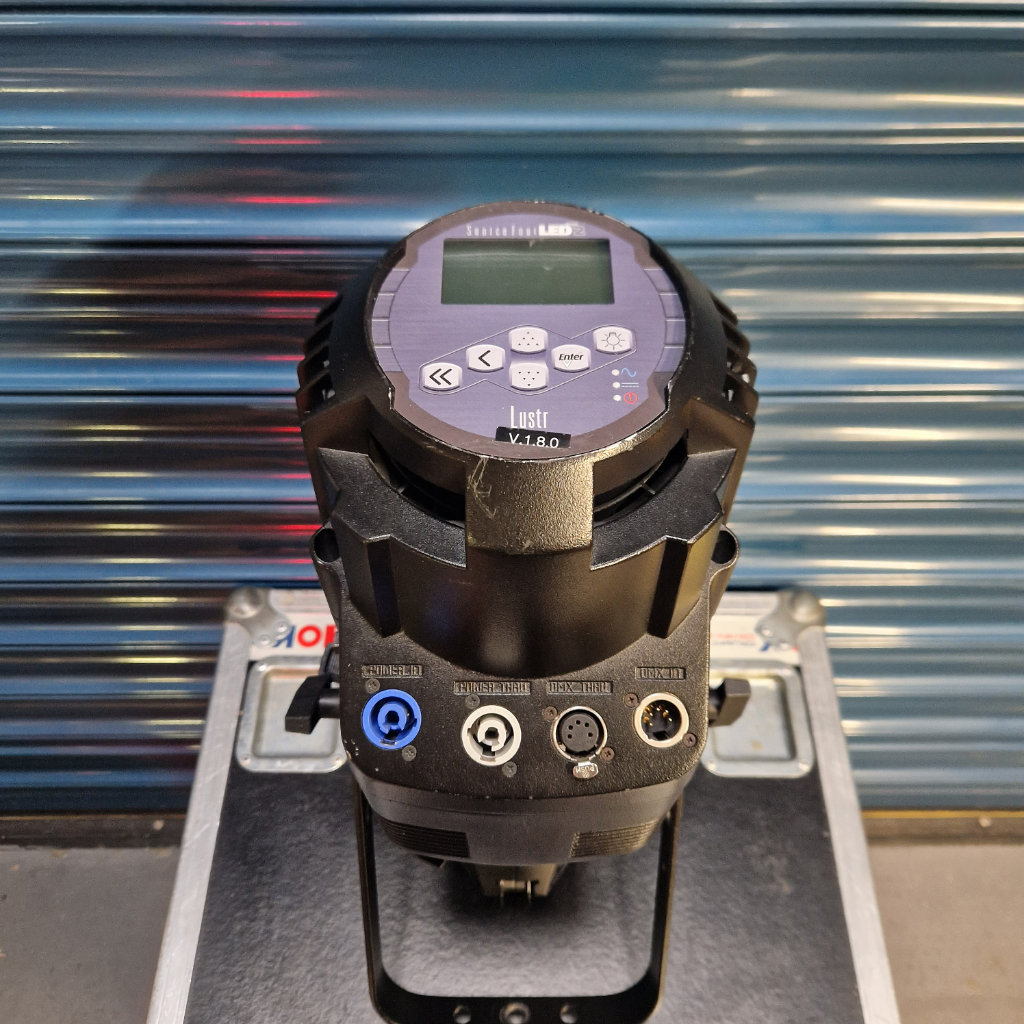 ETC Source Four LED Lustr2 with EDLT 26 Degree Lens