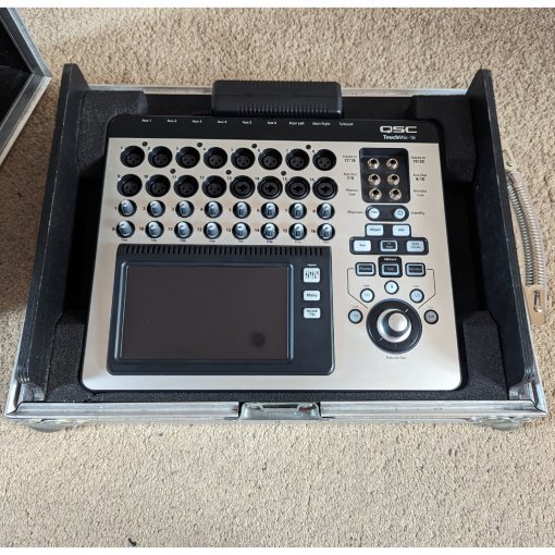 QSC Touchmix-16 22-Channel Compact Digital Mixer