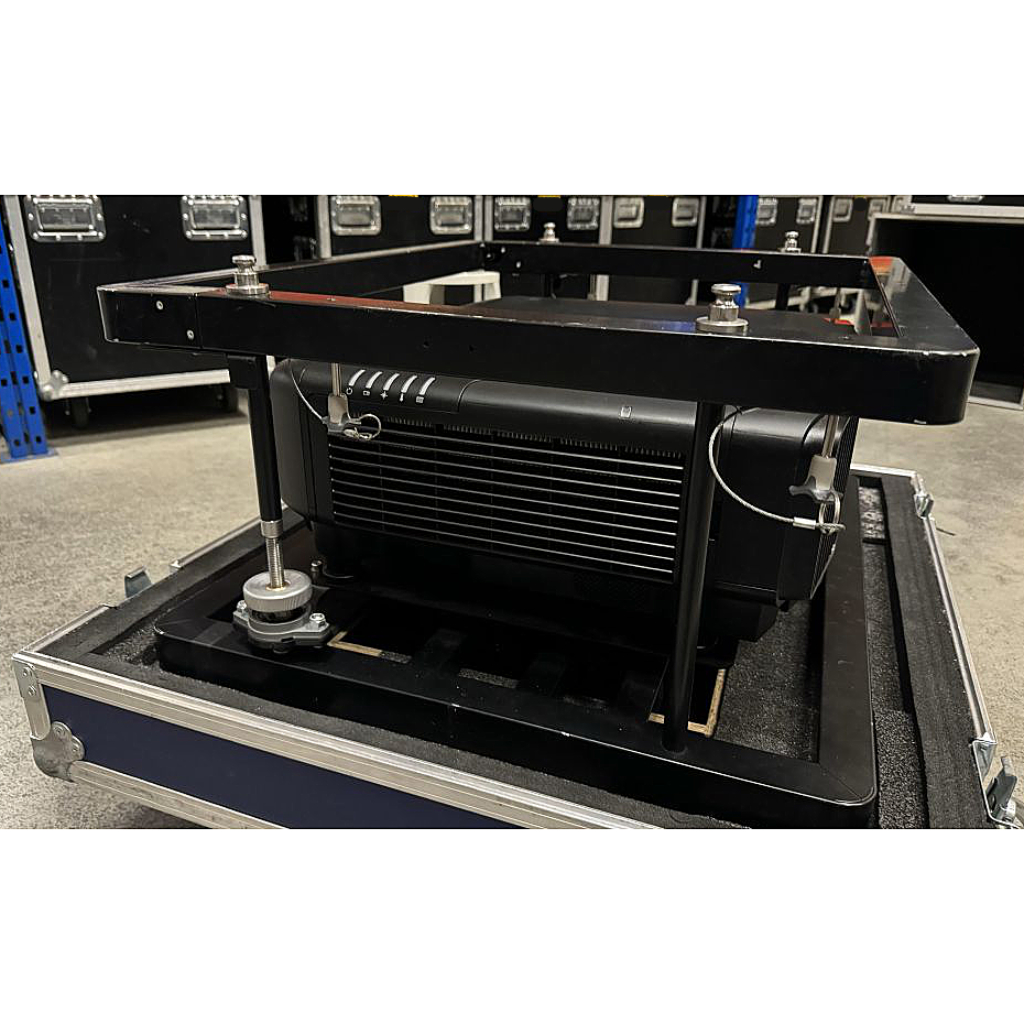 Epson EB-L1505UH 3-LCD laser projector