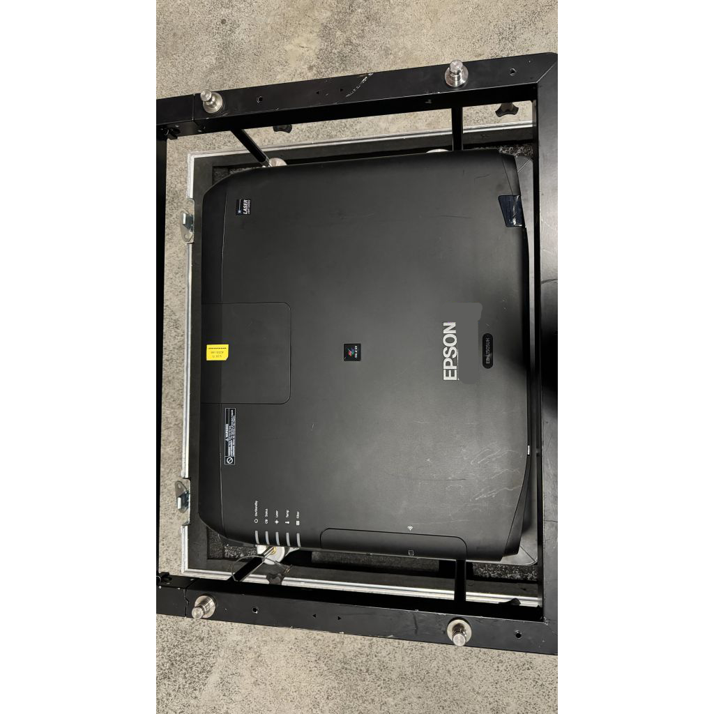 Epson EB-L1505UH 3-LCD laser projector