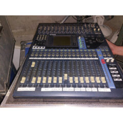 Yamaha 01v96i Digital Mixing Console