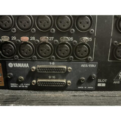 Yamaha LS9-32 Digital Mixing Console Package