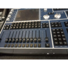 Chamsys MagicQ MQ60 Compact Lighting Console