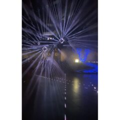 Minuit Une IVL Square multi-directional, immersive, wide-covering area fixture