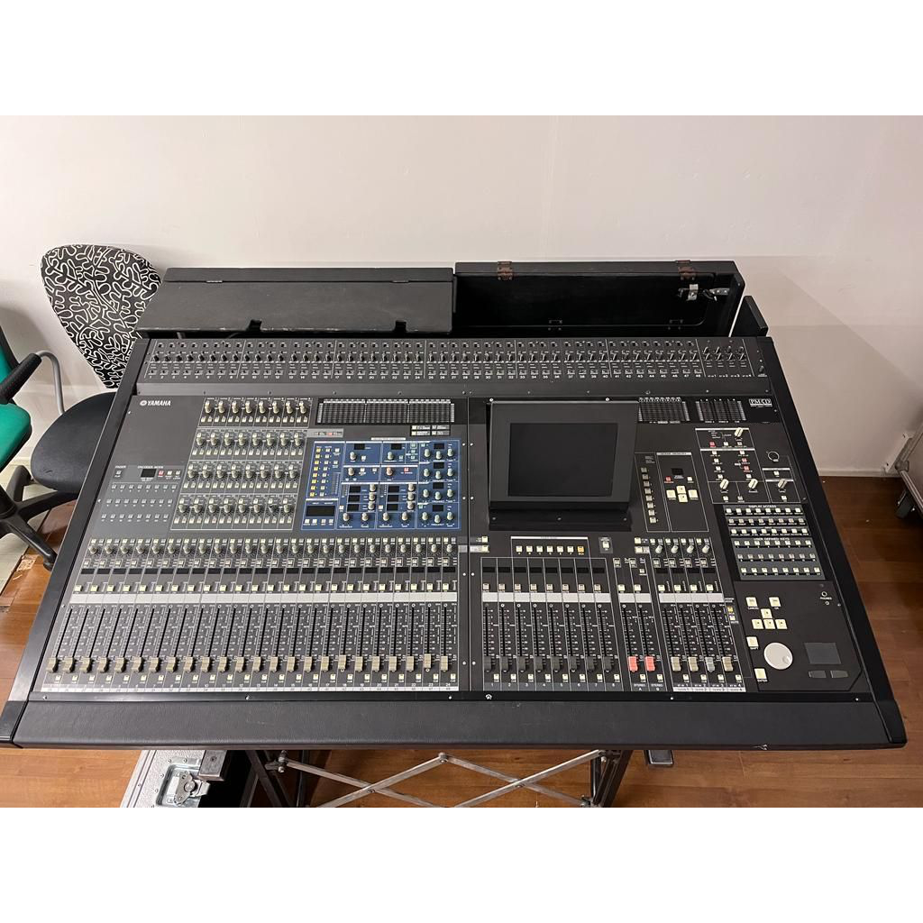 Yamaha PM5D Digital Mixing Console