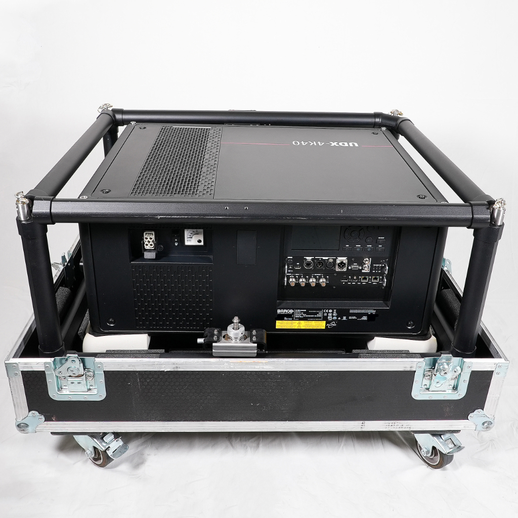 Barco UDX-4K40 Projector