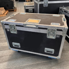 ClayPaky Axcor Spot 300 Package