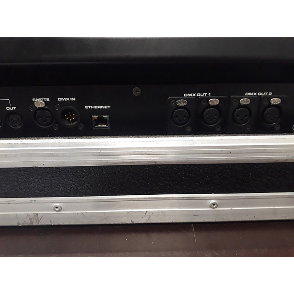Digilite pulse MX 3072 Lighting Console