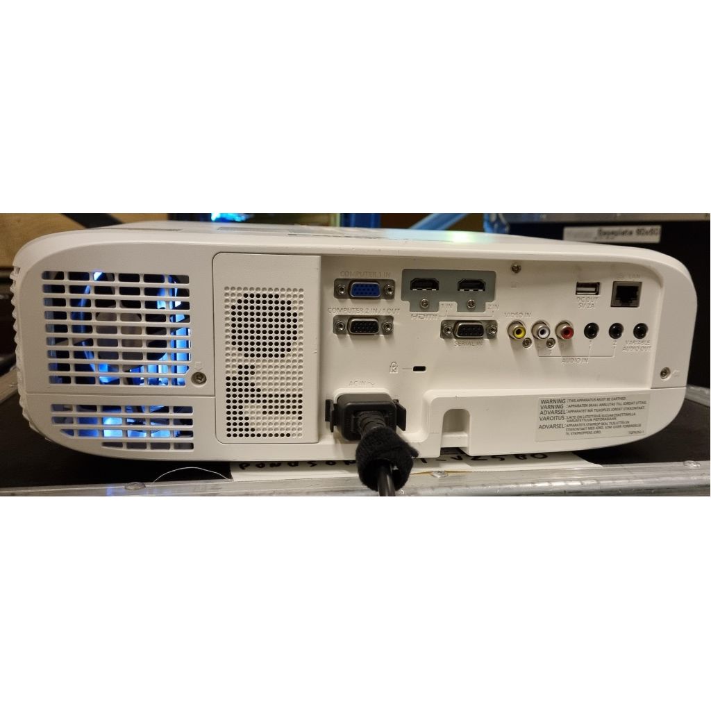 Panasonic PT-VZ580 1LCD 5.000 lumen projector