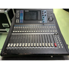 Yamaha LS9-16 Digital Mixing Console