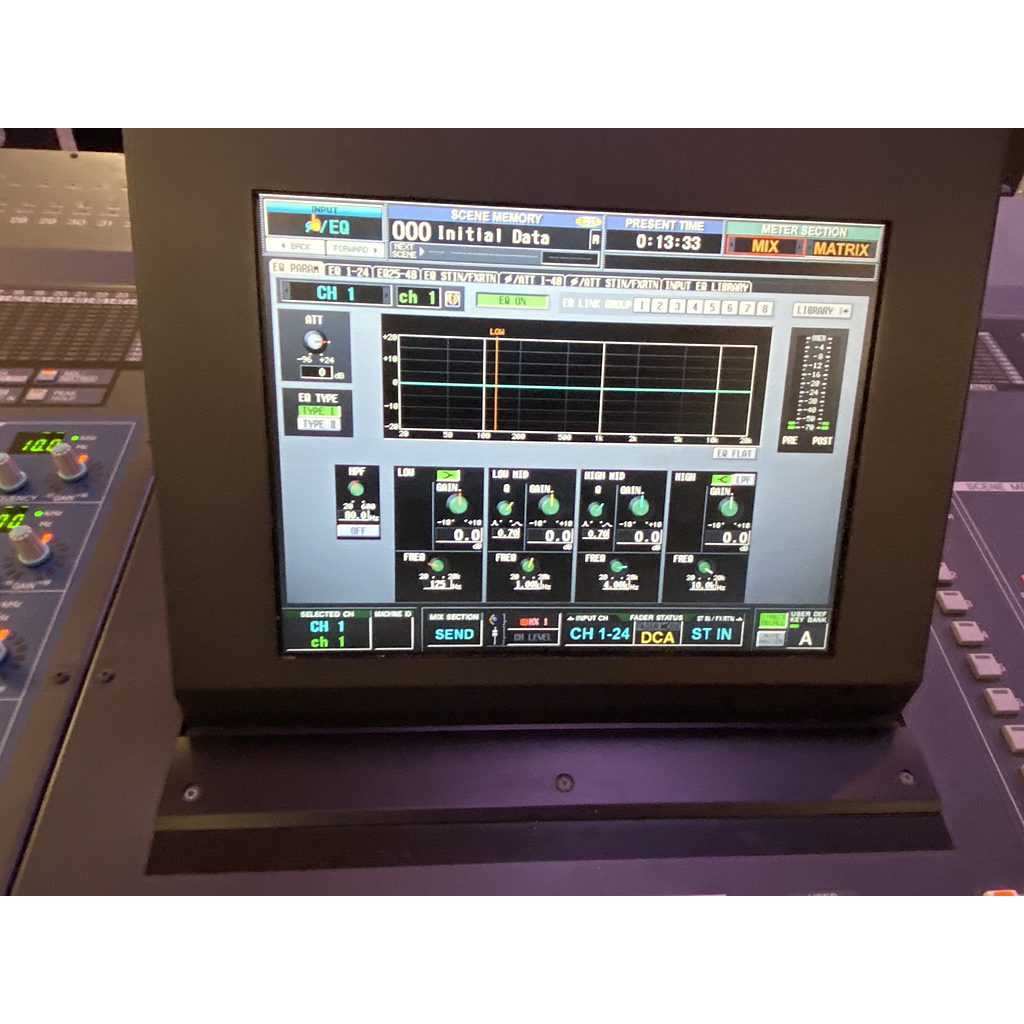 Yamaha PM5D Digital Mixing Console with Stage Rack