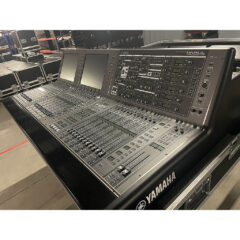 Yamaha RIVAGE PM7 (CSD-R7 and HY144) Digital Mixing Console