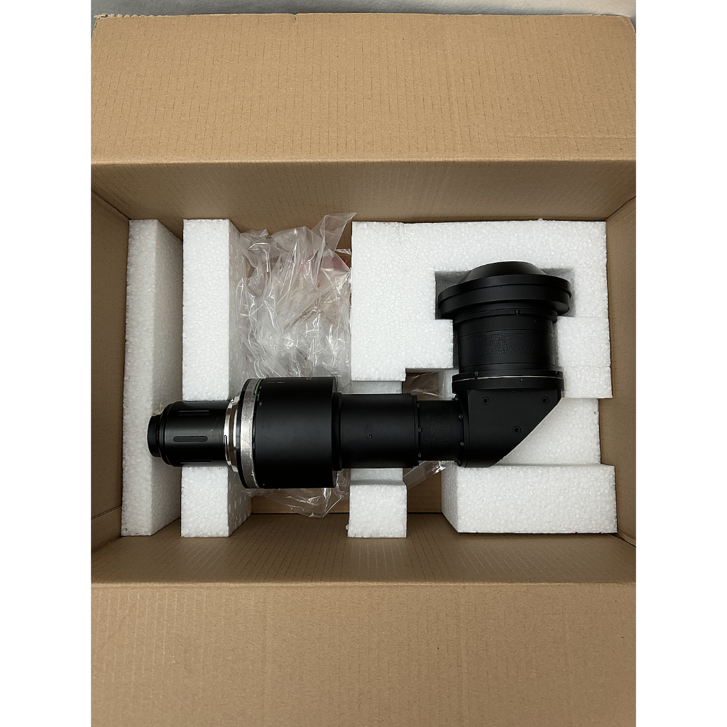 Barco 0.38 : 1 UST 90° FLDX lens