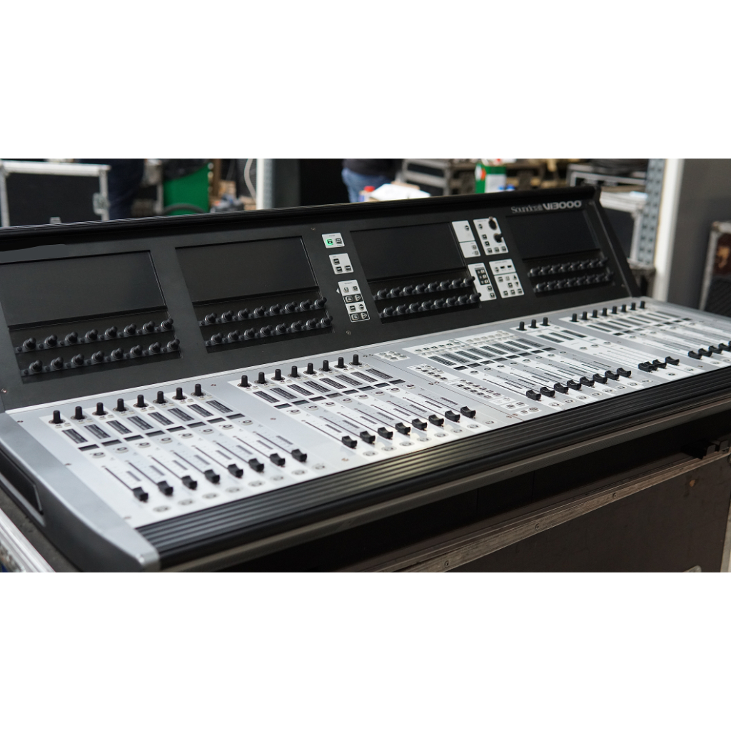 Soundcraft VI3000 with VI STAGEBOX