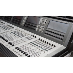 Soundcraft VI3000 with VI STAGEBOX