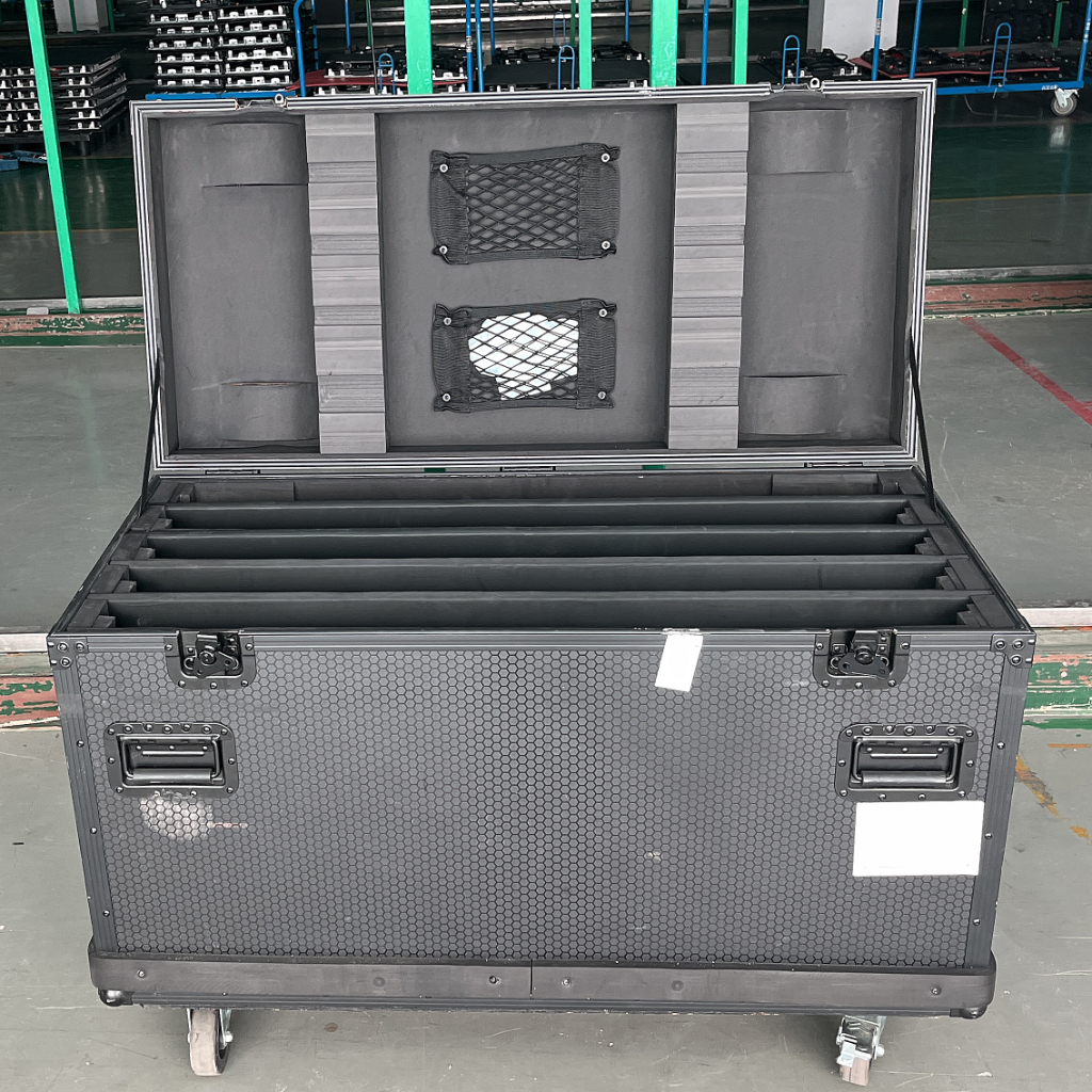 Unilumin UGMⅡ series 3.9 mm Outdoor LED Wall Package