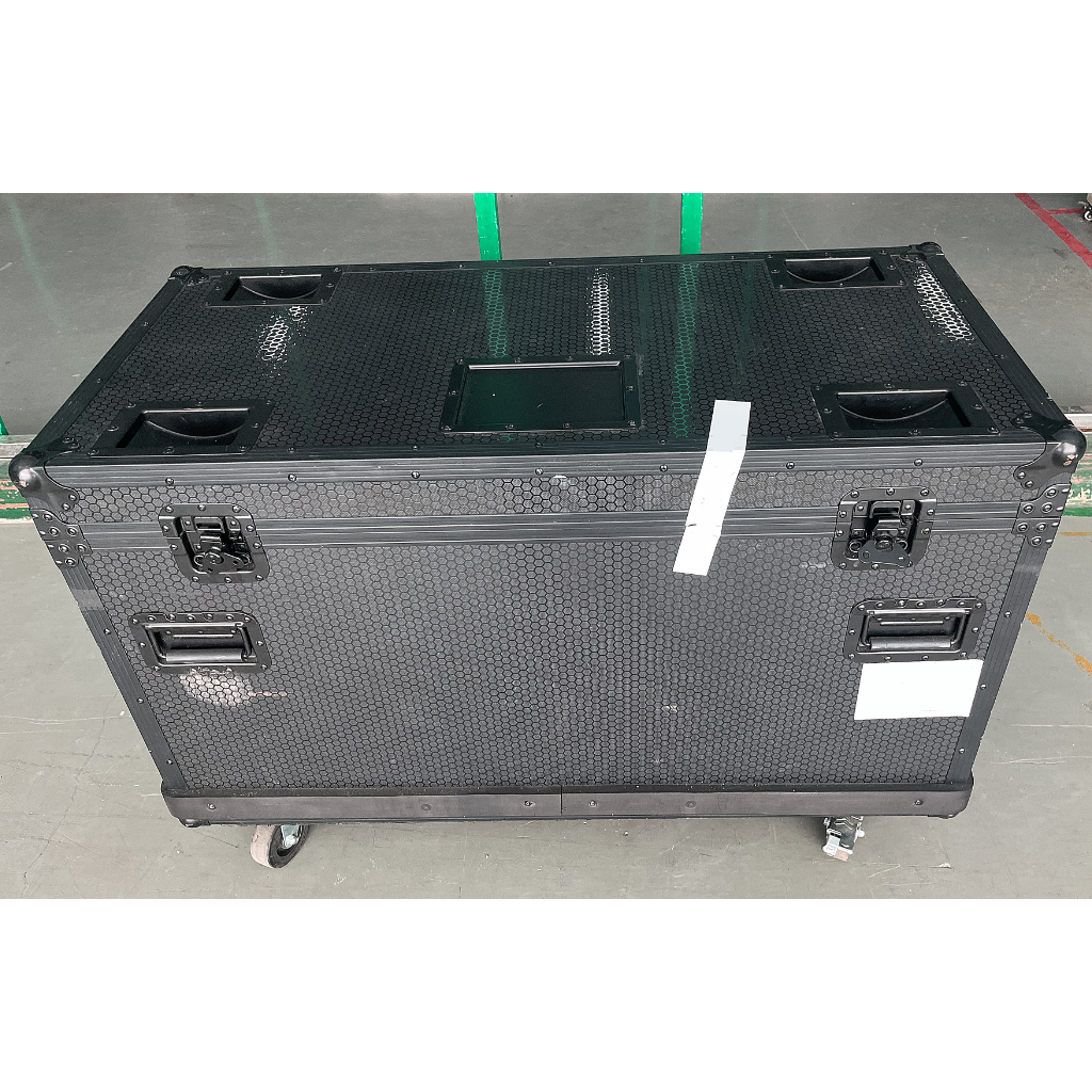 Unilumin UGMⅡ series 3.9 mm Outdoor LED Wall Package