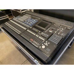 Yamaha PM5D Digital Mixing Console