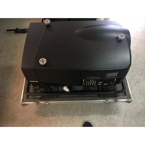 Barco R10 SLM projector